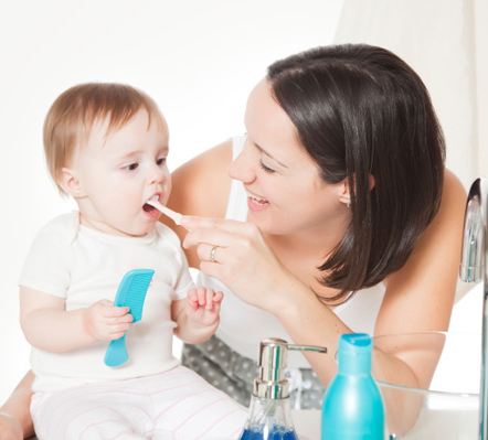 Bảo vệ răng cho bé ngay từ khi còn nhỏ