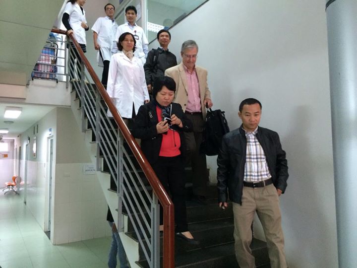 Mr. Alain – Bác sĩ đầu ngành Y học gia đình Mỹ đến thăm Bác sĩ gia đình Hà Nội