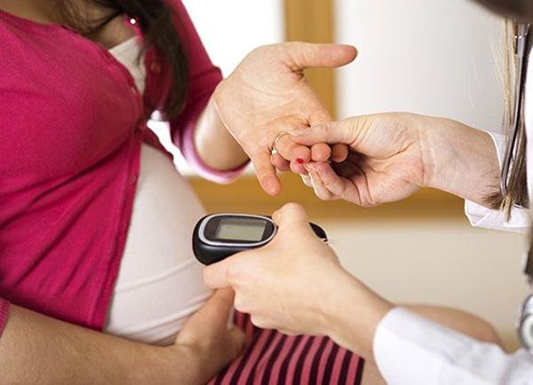 Chỉ số đường (Glucose) trong kết quả xét nghiệm nước tiểu khi mang thai